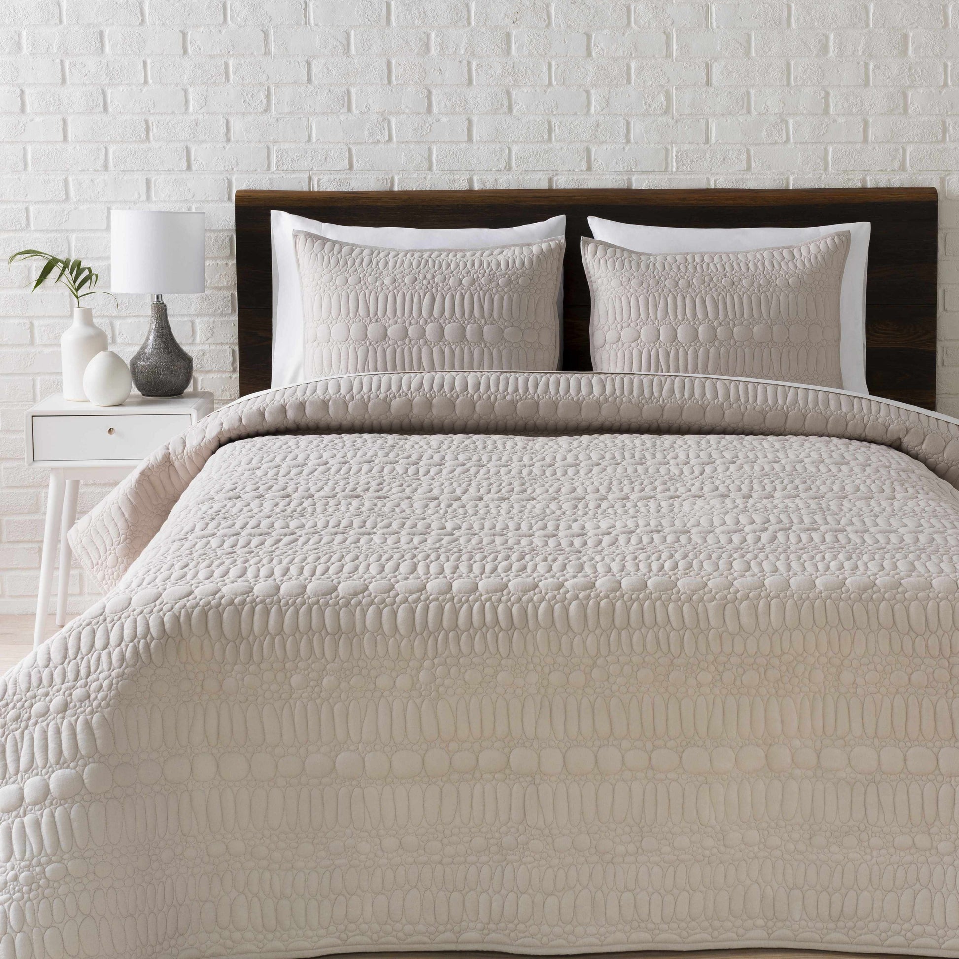 Margos Textured White Bedding-3